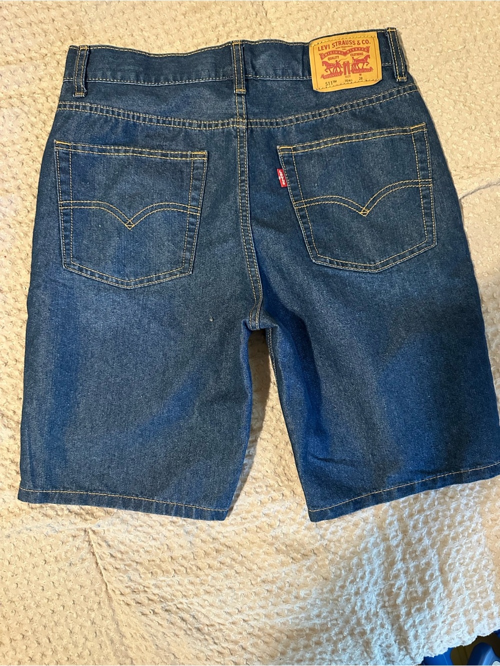 Levi's Men's Indigo Blue Denim Shorts with Back Pockets